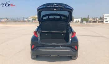
										Toyota C-HR Hybrid full									